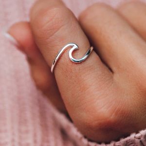 Pura Vida Silver Wave Ring